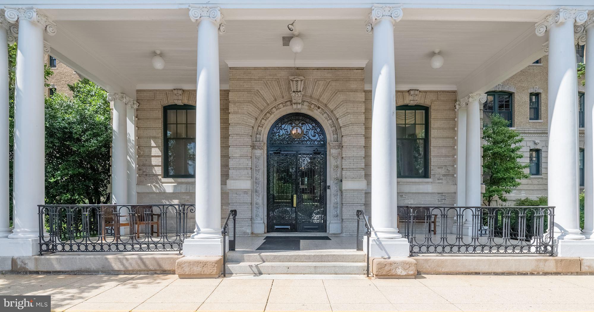 2853 Ontario Road Northwest, Unit 505 Washington, DC 20009 - Photo 2 of 29 a view of entrance front of house with yard
