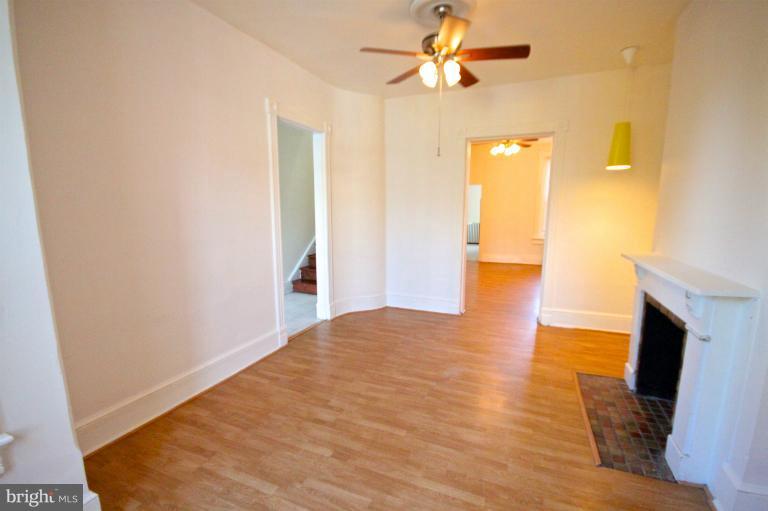 229 R Street Northeast Washington, DC 20002 - Photo 13 of 24 Living Room