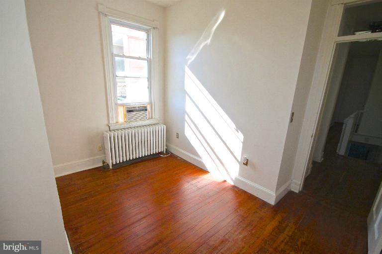 229 R Street Northeast Washington, DC 20002 - Photo 8 of 24 Bedroom