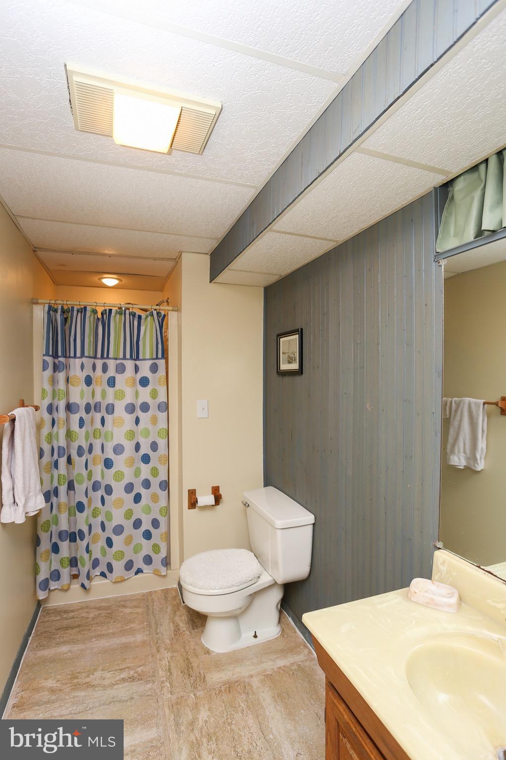592 Forest View Road Linthicum Heights, MD 21090 - Photo 21 of 26 Bath