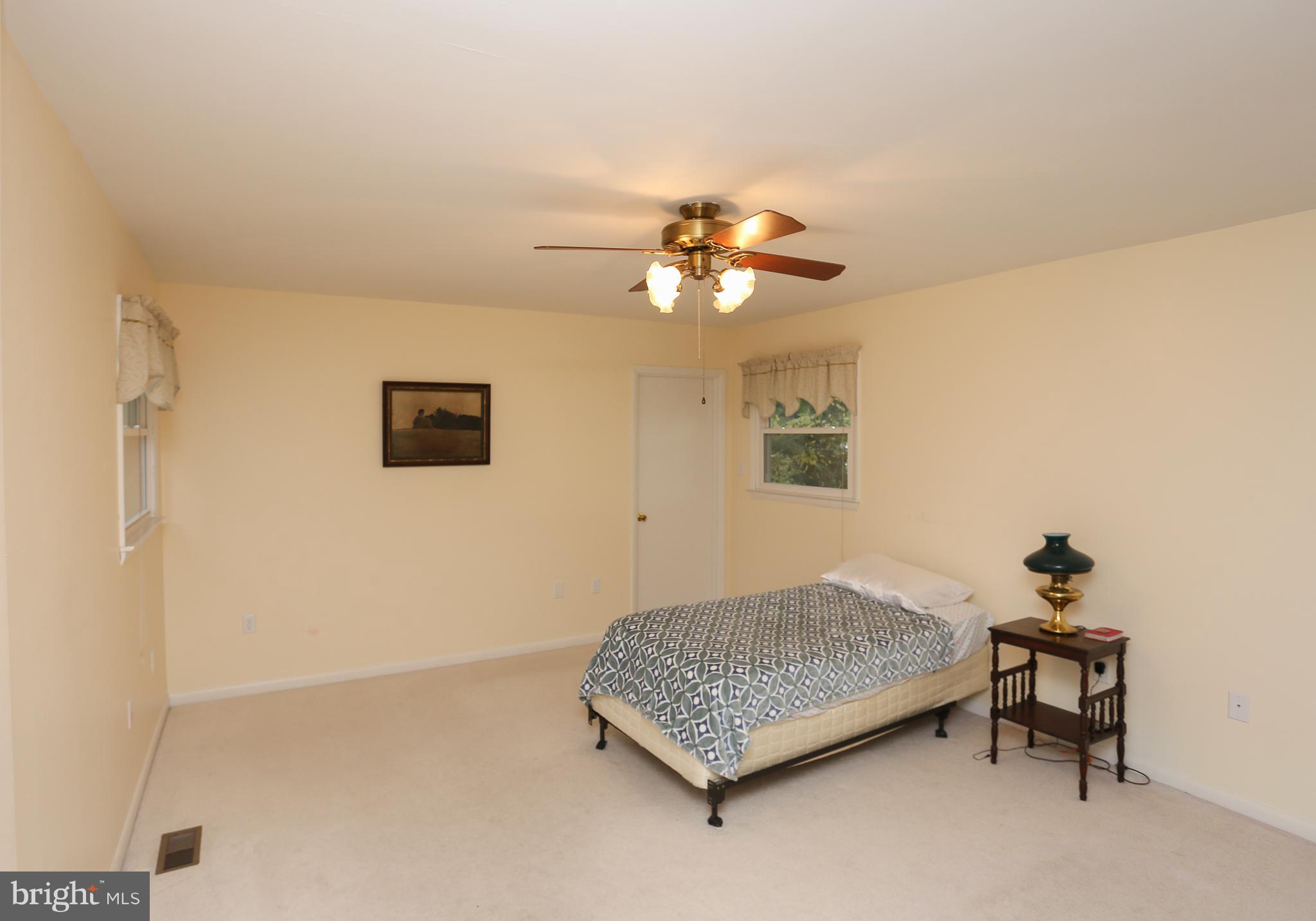 592 Forest View Road Linthicum Heights, MD 21090 - Photo 8 of 26 Bedroom (Master)
