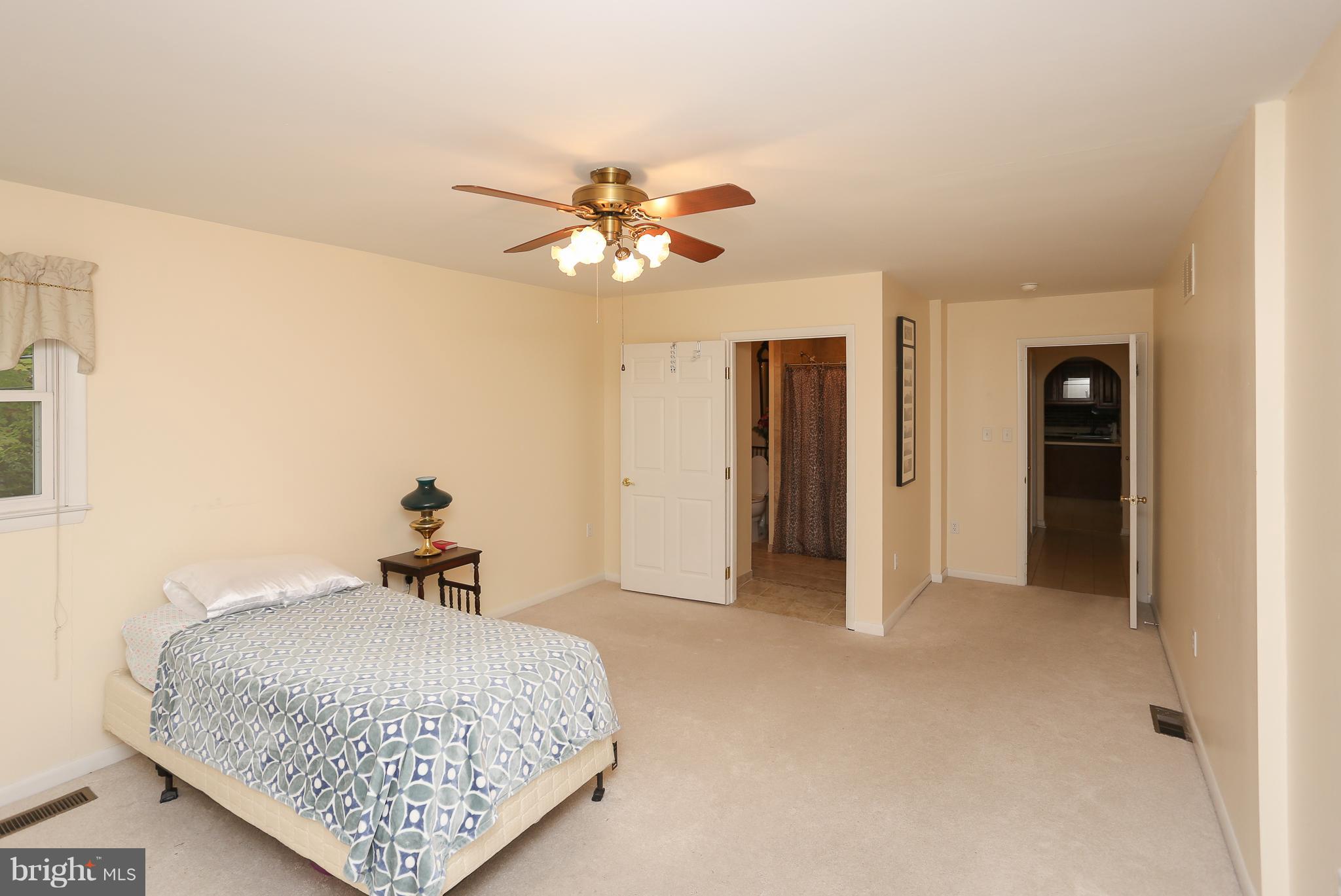 592 Forest View Road Linthicum Heights, MD 21090 - Photo 9 of 26 Bedroom (Master)