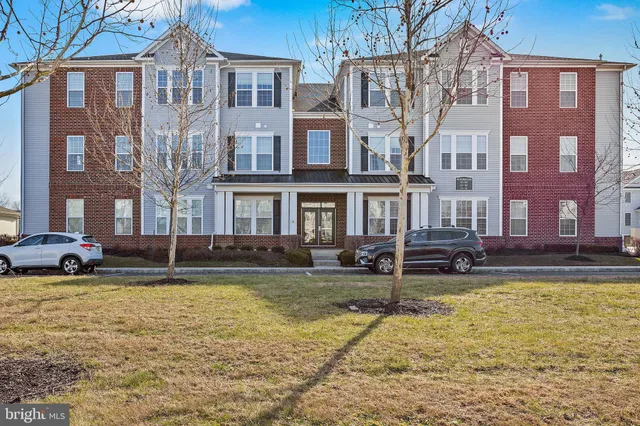 $425,000 | 40 Foulkes Lane, Unit 11, Chesterfield, NJ 08515