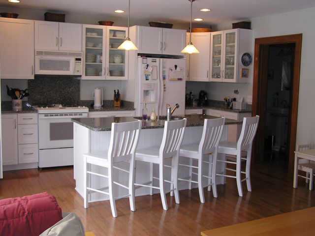 668 South Cassingham Road Columbus, OH 43209 - Photo 9 of 10