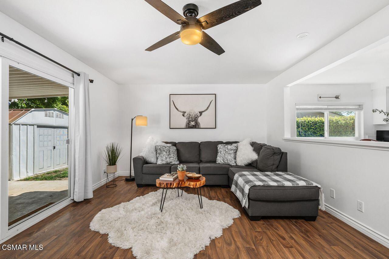2142 Atwater Avenue Simi Valley, CA 93063 - Photo 19 of 36 a living room with furniture and a window