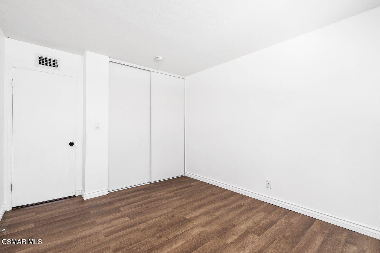 2142 Atwater Avenue Simi Valley, CA 93063 - Photo 25 of 36 a view of an empty room