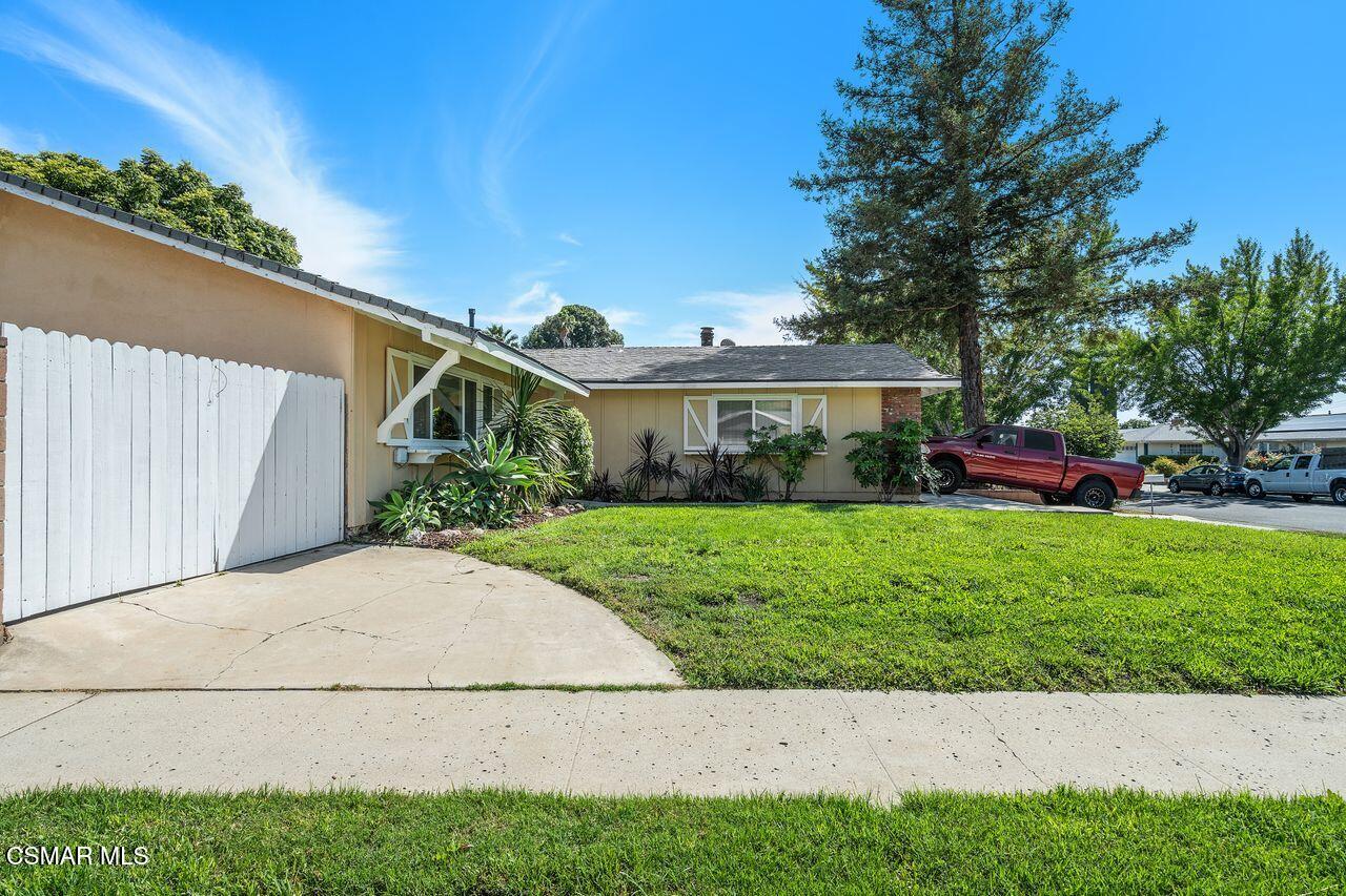 2142 Atwater Avenue Simi Valley, CA 93063 - Photo 4 of 36 a front view of a house with garden
