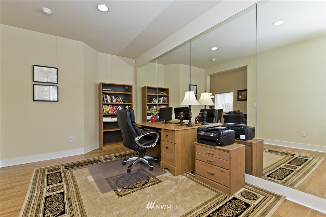 4008 216th Place Southeast Bothell, WA 98021 - Photo 6 of 25