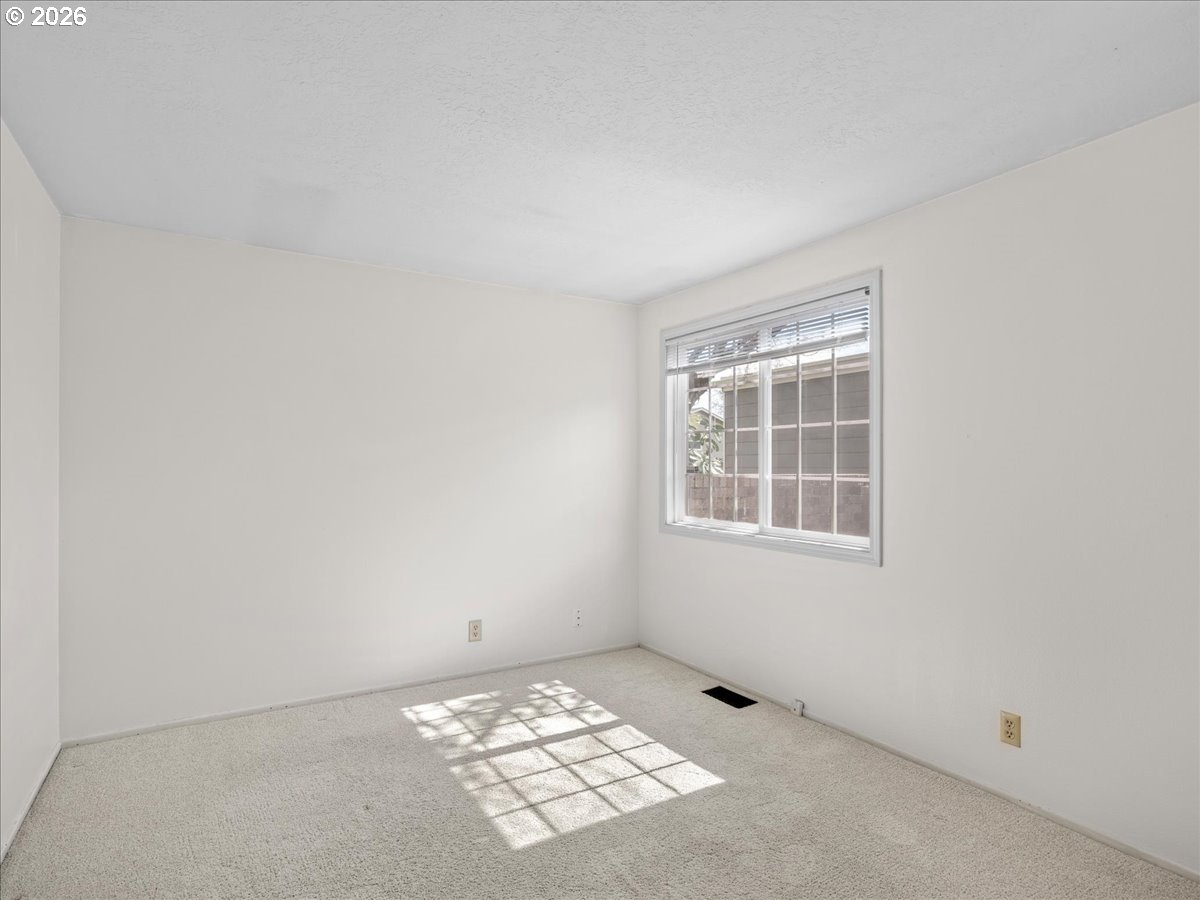 3775 3rd Avenue North Keizer, OR 97303 - Photo 17 of 32 an empty room with windows