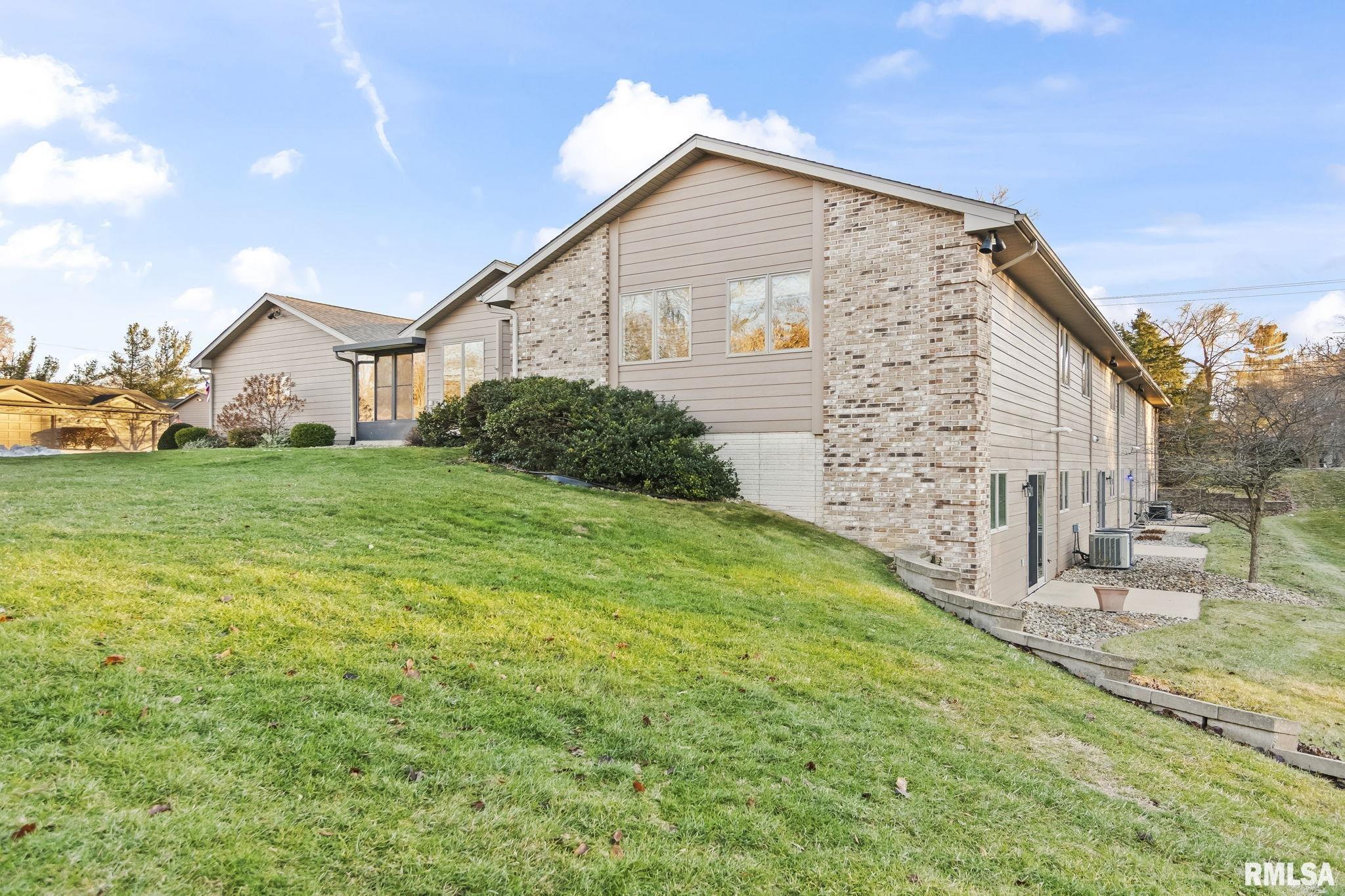 2151 South Imboden Place Decatur, IL 62521 - Photo 36 of 40