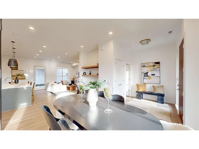 $8,250 | 4 West Drive, Excelsior, MN 55331