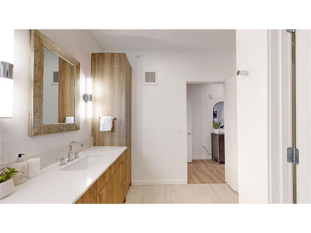 4 West Drive Excelsior, MN 55331 - Photo 22 of 60