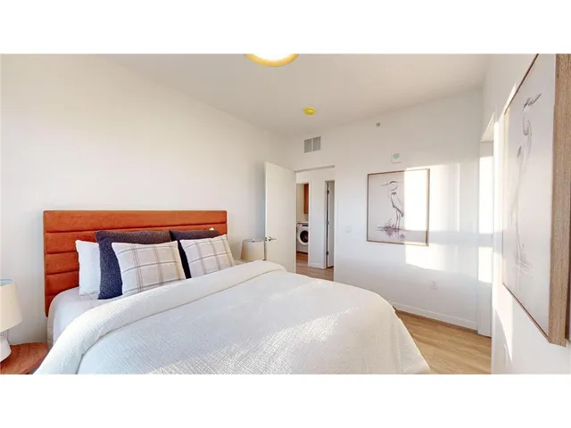 $8,250 | 4 West Drive, Excelsior, MN 55331