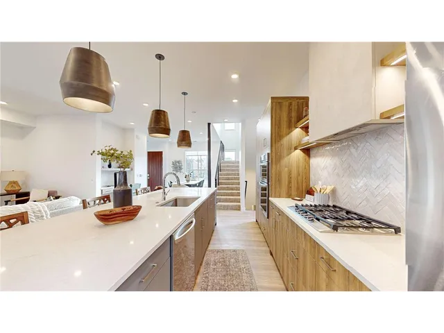 $8,250 | 4 West Drive, Excelsior, MN 55331