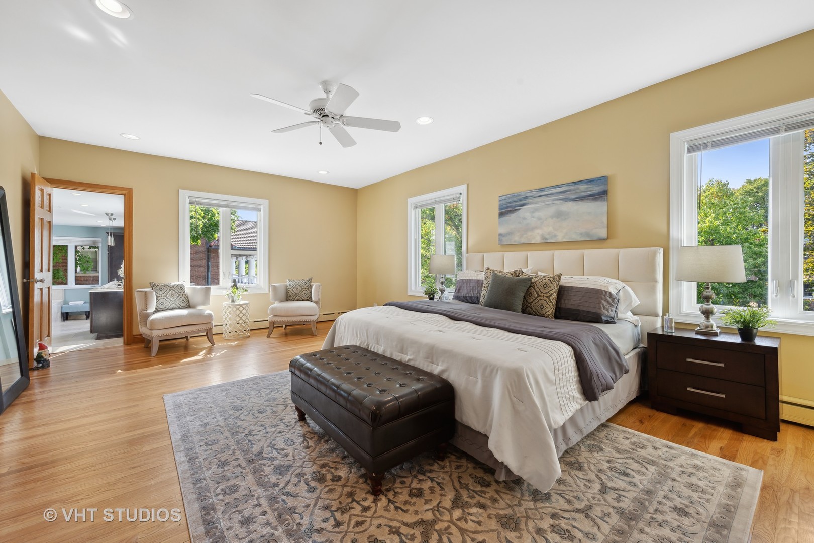 823 Jackson Avenue River Forest, IL 60305 - Photo 15 of 44 a bedroom with a bed and wooden floor