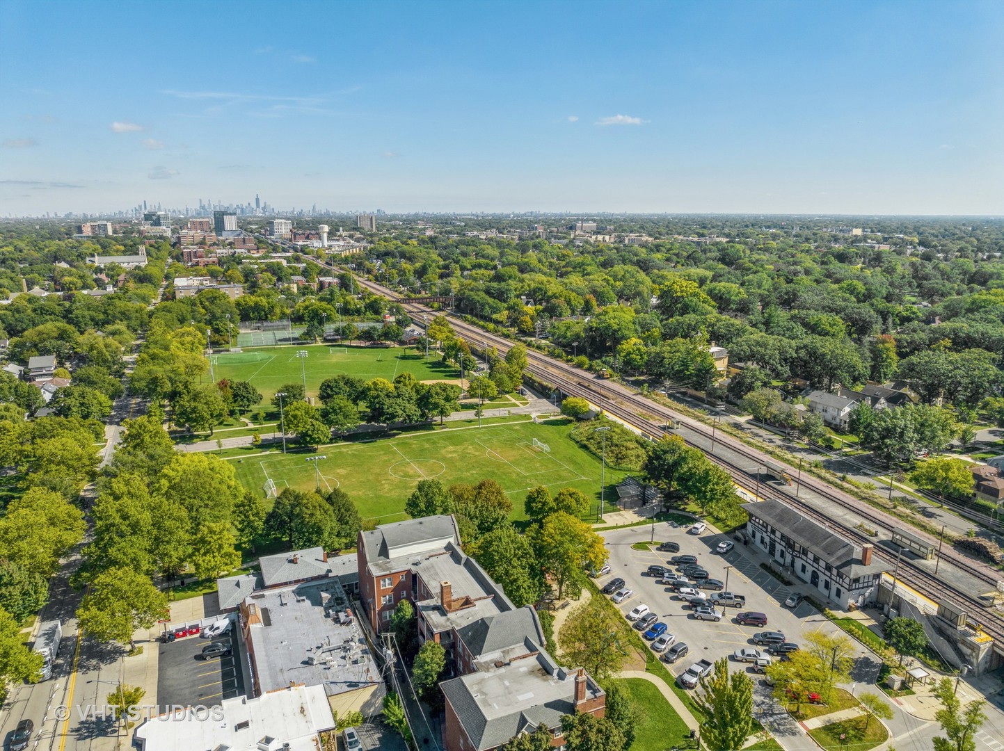 823 Jackson Avenue River Forest, IL 60305 - Photo 40 of 44 an aerial view of a city