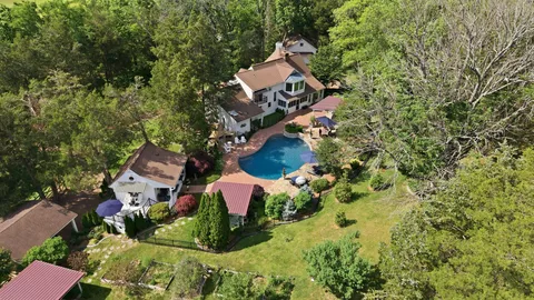 $2,495,000 | 2455 Long Hollow Pike, Hendersonville, TN 37075