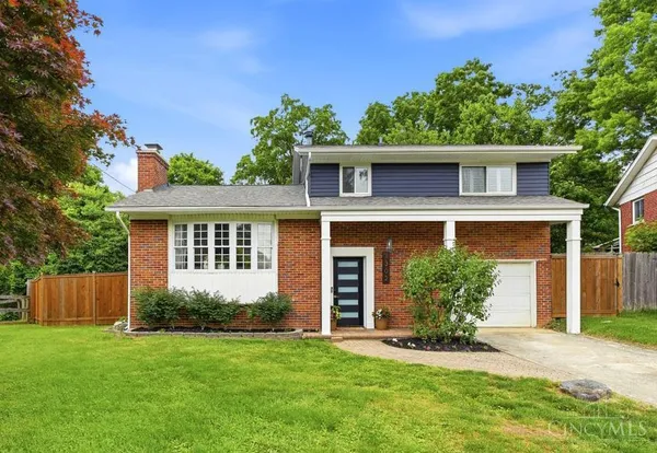 $275,000 | 1302 Moonkist Court, Cincinnati, OH 45230