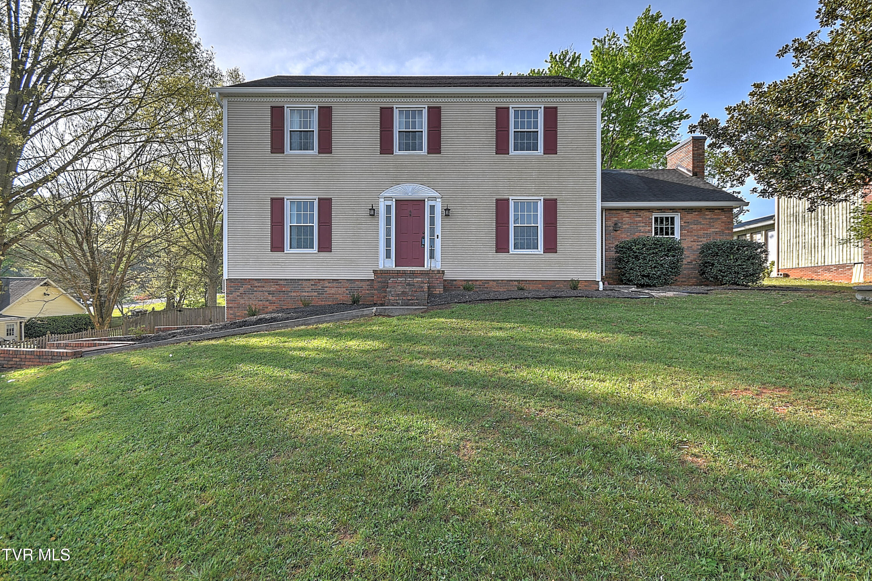 1420 Ruthbrook EH-2