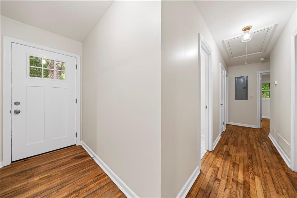 23 East Camelia Road Northeast Rome, GA 30161 - Photo 3 of 27 a view of a hallway with wooden floor