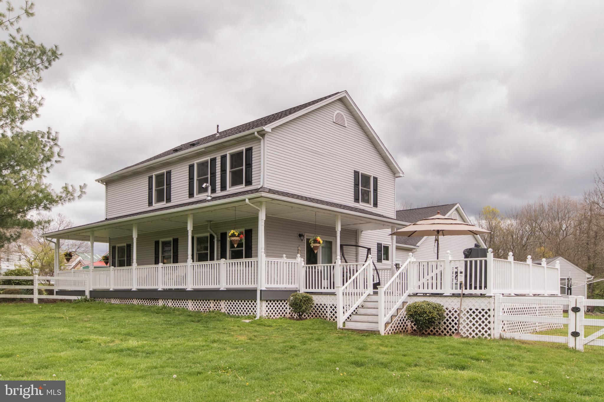 557 Linfield Road Royersford, PA 19468 - Photo 31 of 63 Wrap around low maintenance porch