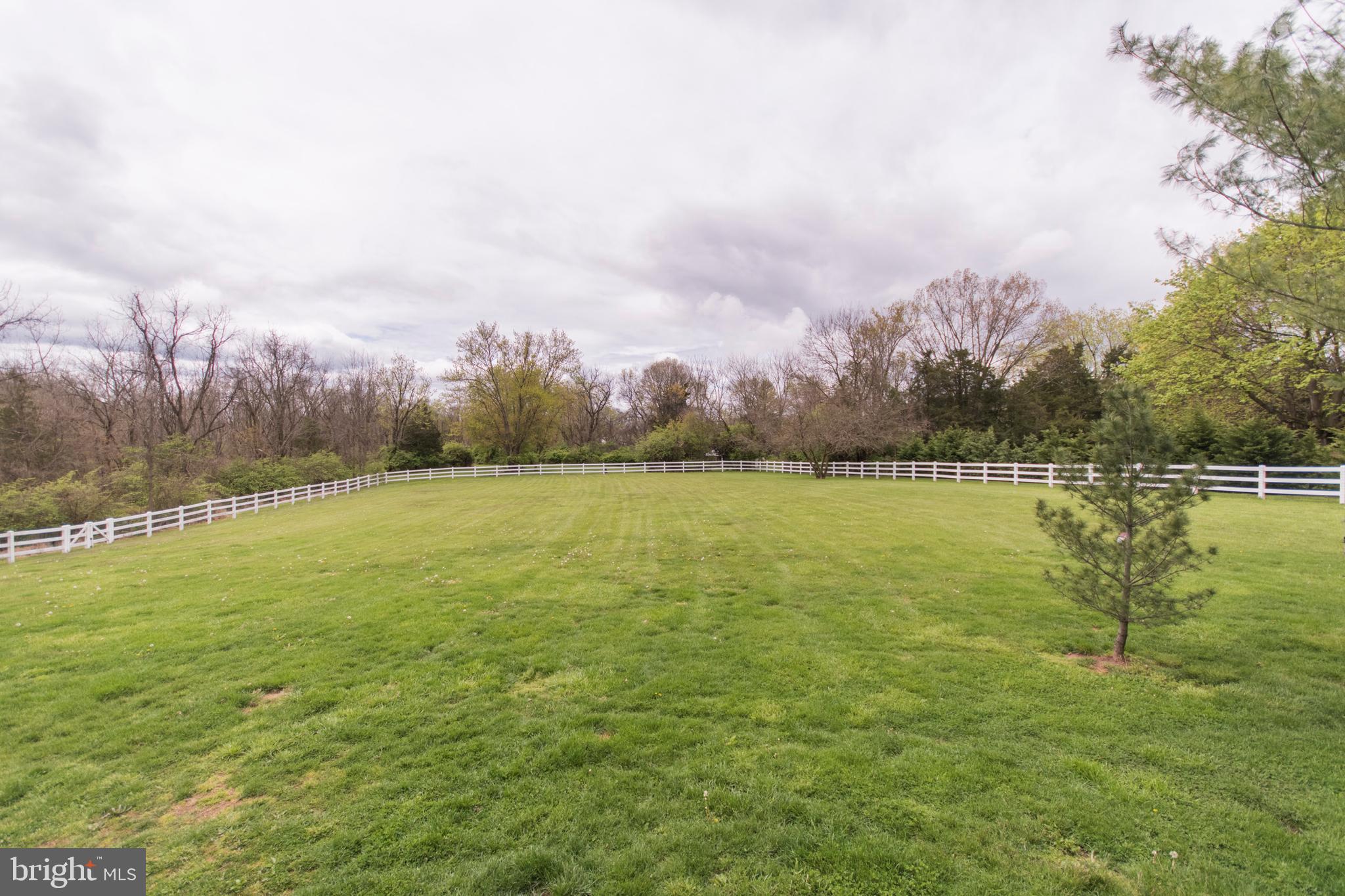 557 Linfield Road Royersford, PA 19468 - Photo 34 of 63 View of fenced yard