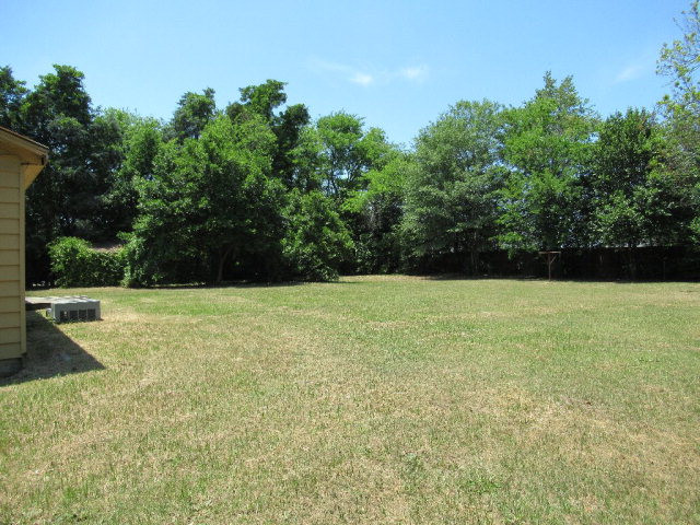 431 Vaughn Road Martinez, GA 30907 - Photo 7 of 23