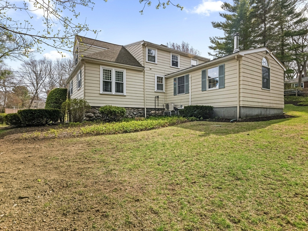 7 Fernwood Road Wakefield, MA 01880 - Photo 37 of 42 Gallery Image 37
