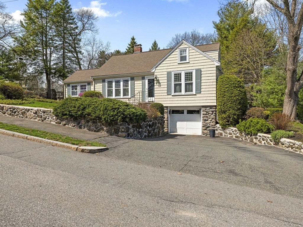 7 Fernwood Road Wakefield, MA 01880 - Photo 39 of 42 Gallery Image 39