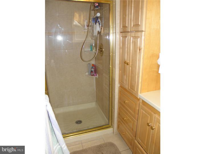 7928 Calvert Street Philadelphia, PA 19152 - Photo 14 of 25 Gallery Image 14