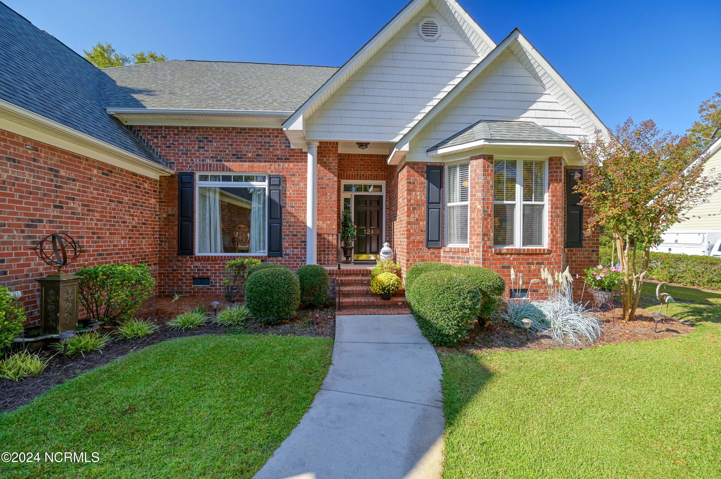 124 Olde Point Road Hampstead, NC 28443 - Photo 4 of 54 46