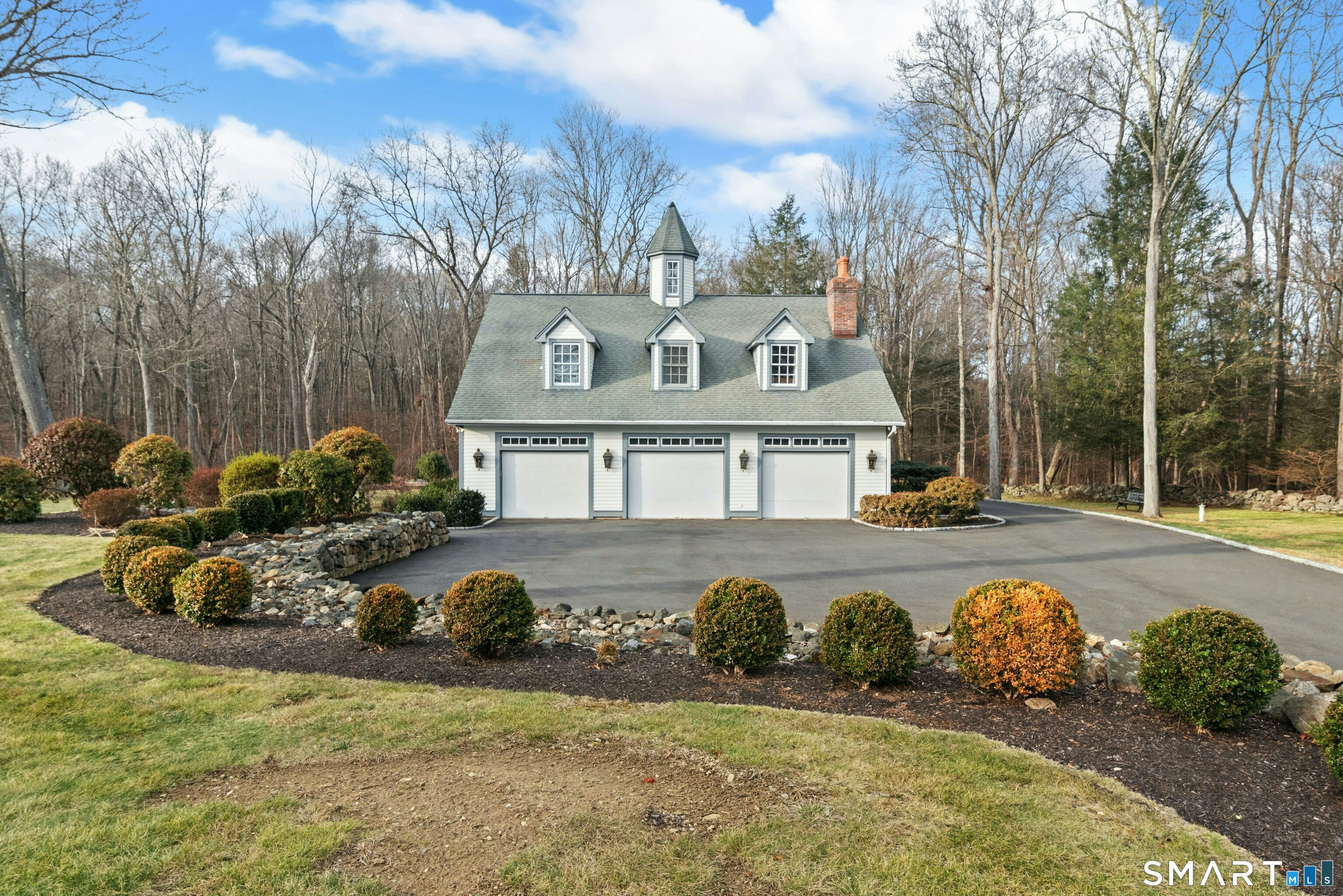 63 Turney Road Redding, CT 06896 - Photo 36 of 40 Garage with 6 bays... 3 and 3, tandem parking