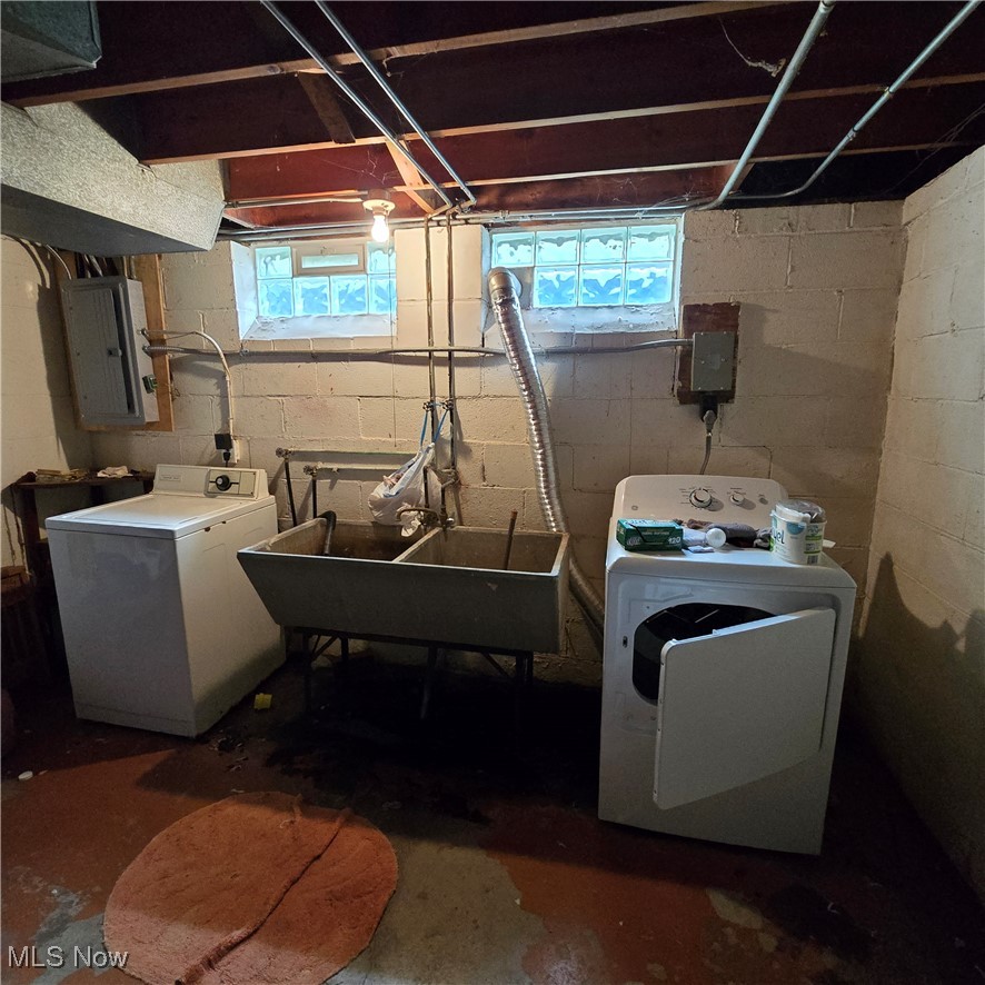 1669 Wood Road Cleveland Heights, OH 44121 - Photo 20 of 22 Laundry area