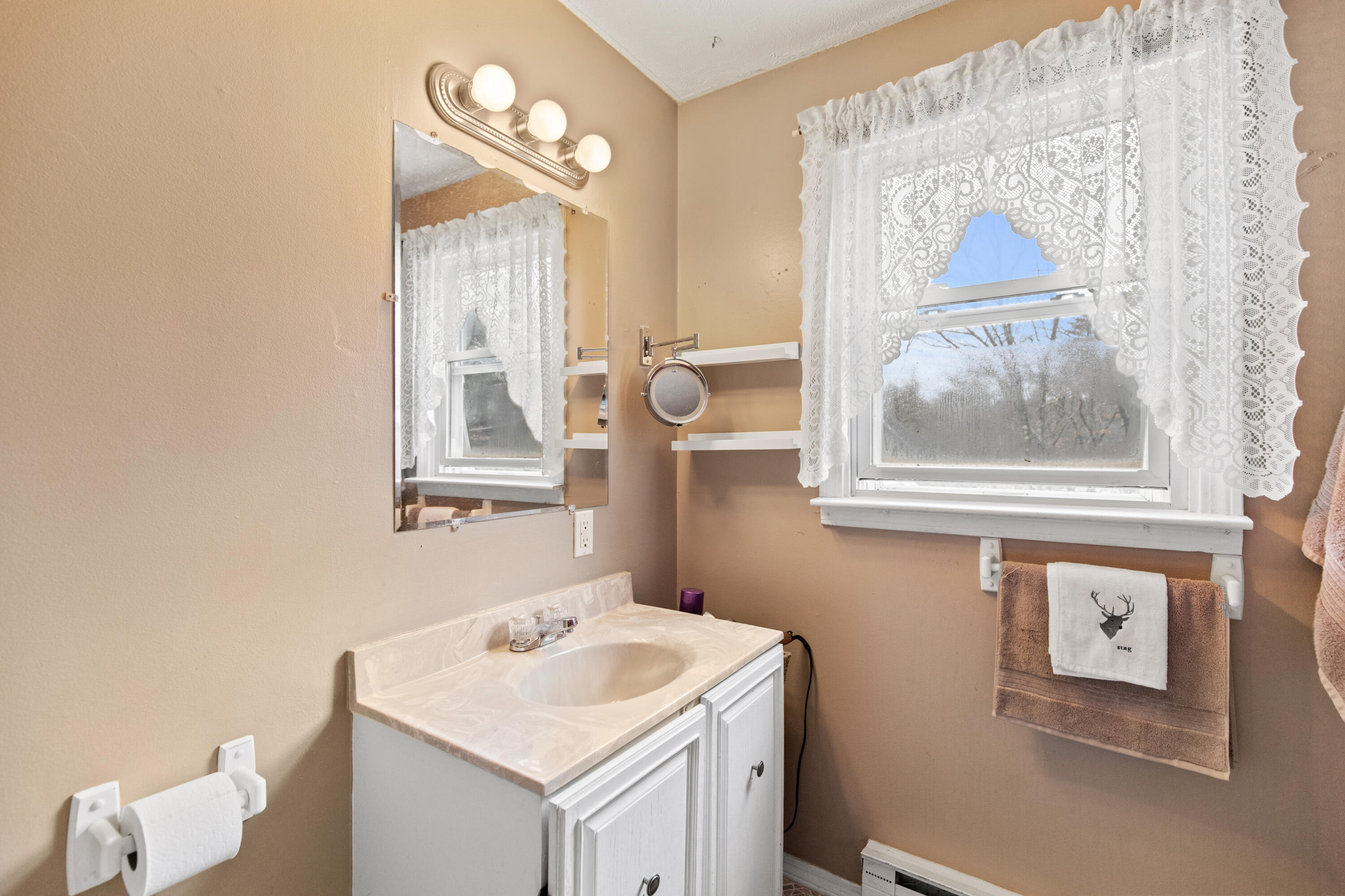 154 Old Mill Road Sanford, ME 04073 - Photo 11 of 35 154 Old Mill Road Sanford-016