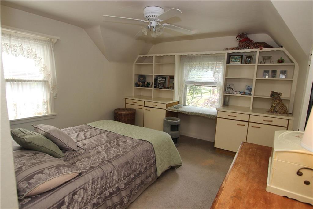 417 Sleepy Hollow Road Mt. Lebanon, PA 15228 - Photo 15 of 25 Gallery Image 15