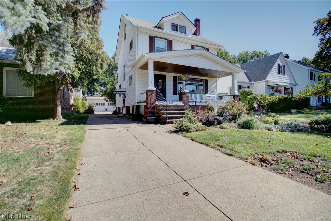 7702 Jameson Road Parma, OH 44129 - Photo 2 of 30