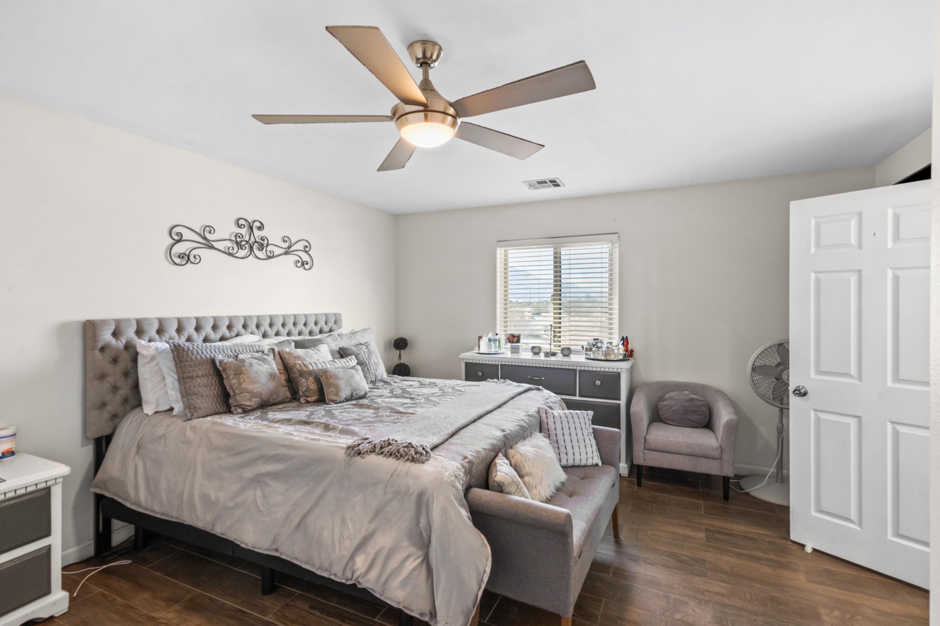 16443 Mauna Loa Road Desert Hot Springs, CA 92240 - Photo 11 of 36 30-IMG_2723