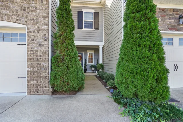 $389,000 | 307 Shirebrook Circle, Spring Hill, TN 37174