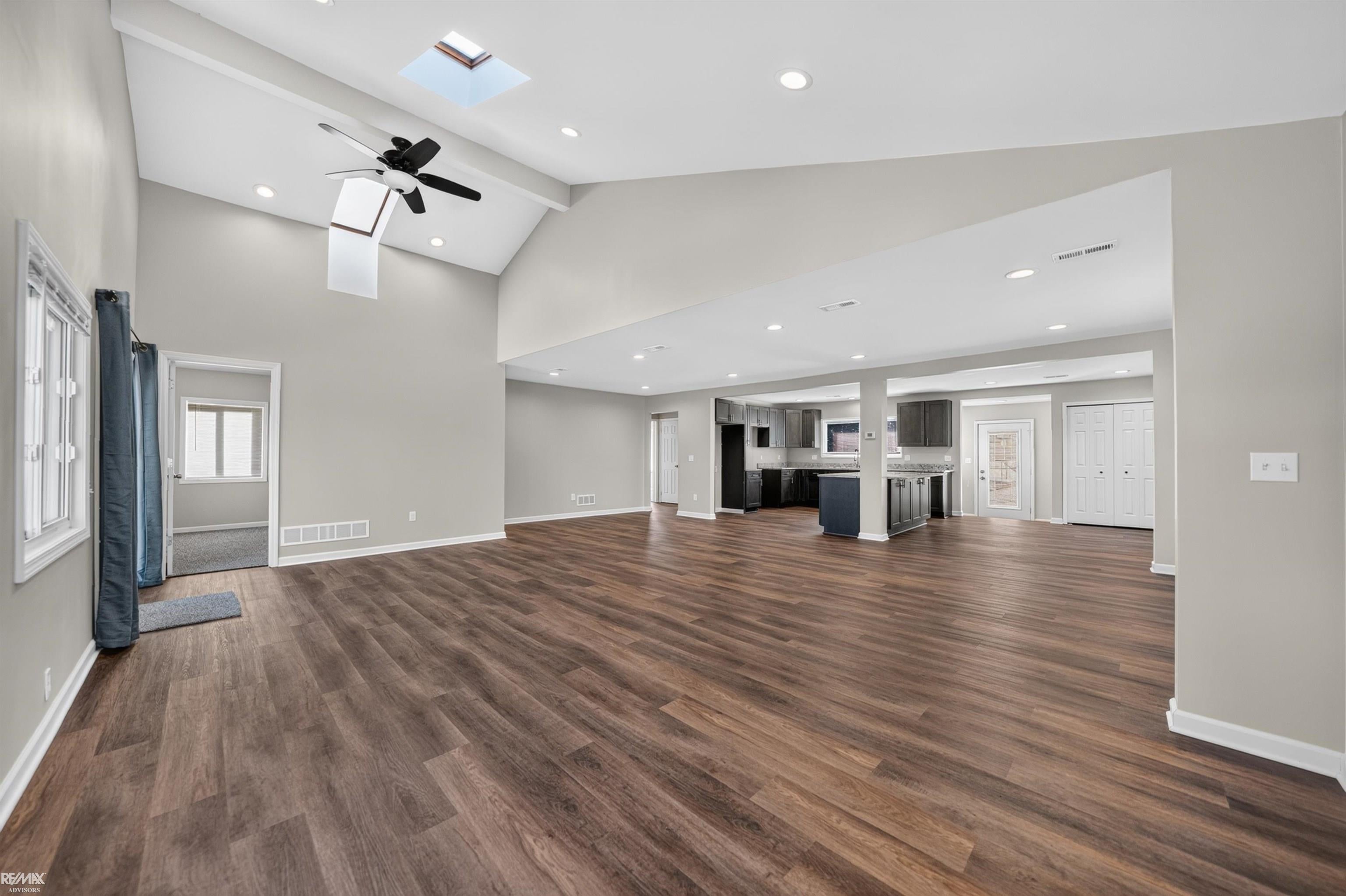 27401 South River Road Harrison Township, MI 48045 - Photo 36 of 49 Gallery Image 36