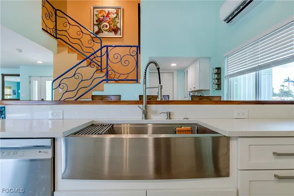 $8,500 | 2372 Baybreeze Street, St. James City, FL 33956