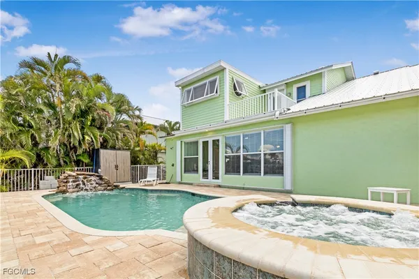 $8,500 | 2372 Baybreeze Street, St. James City, FL 33956