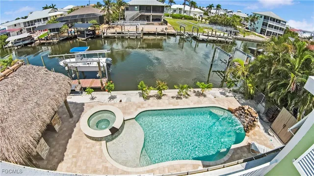 $8,500 | 2372 Baybreeze Street, St. James City, FL 33956