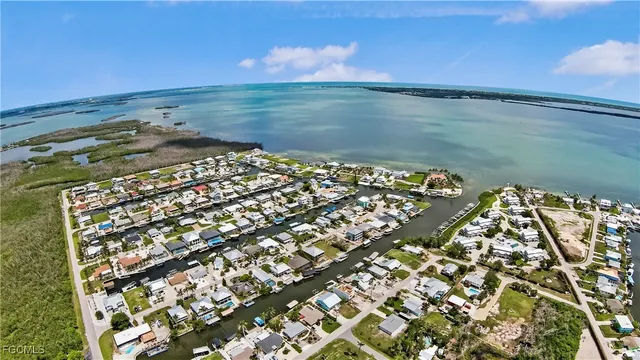 $8,500 | 2372 Baybreeze Street, St. James City, FL 33956