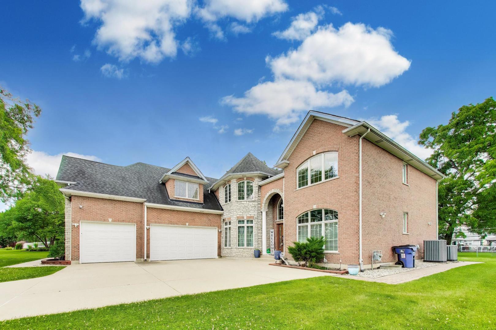 810 North Maple Street Prospect Heights, IL 60070 - Photo 3 of 52