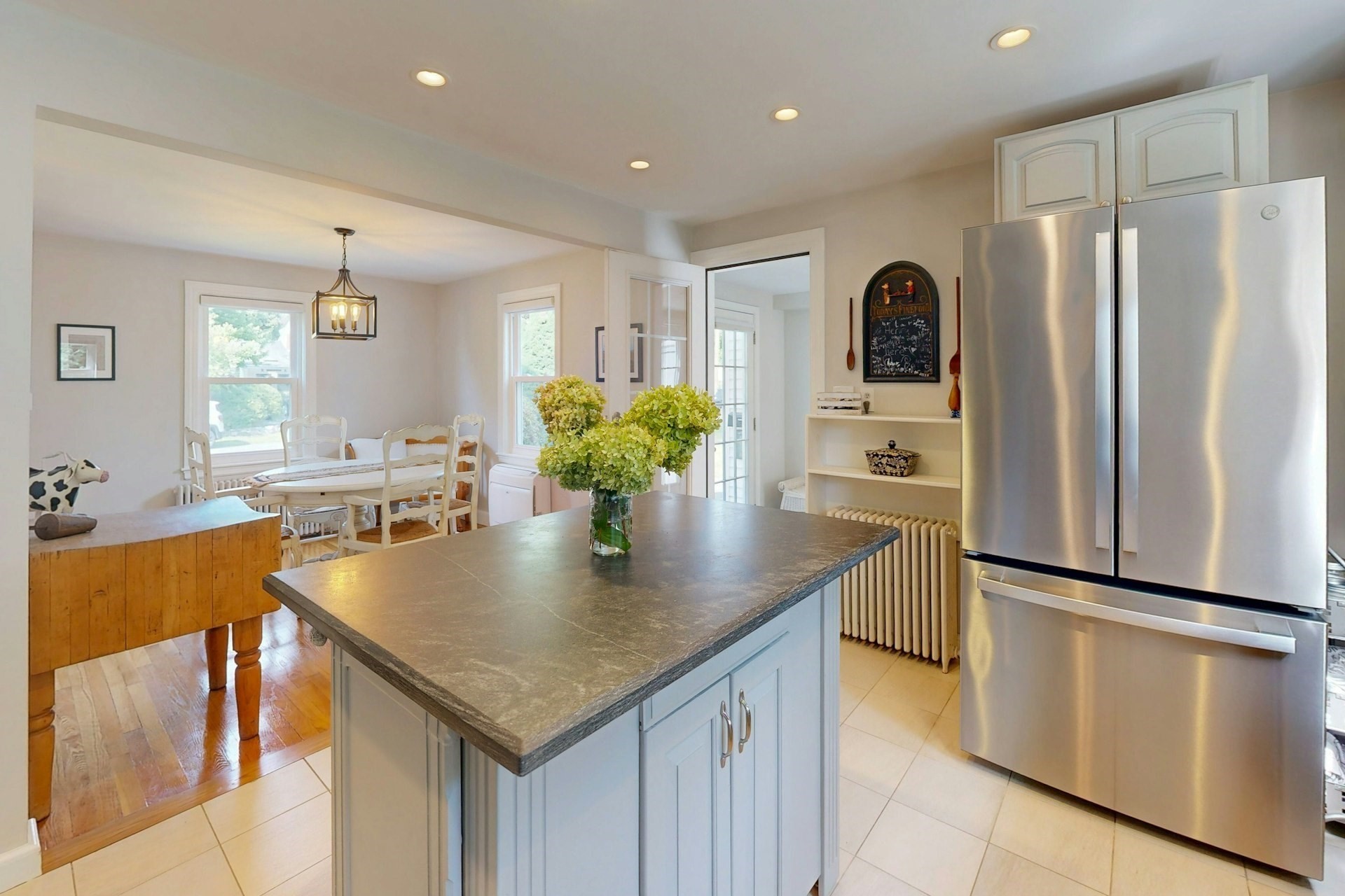 3 Remsen Avenue Medfield, MA 02052 - Photo 6 of 34 Gallery Image 6