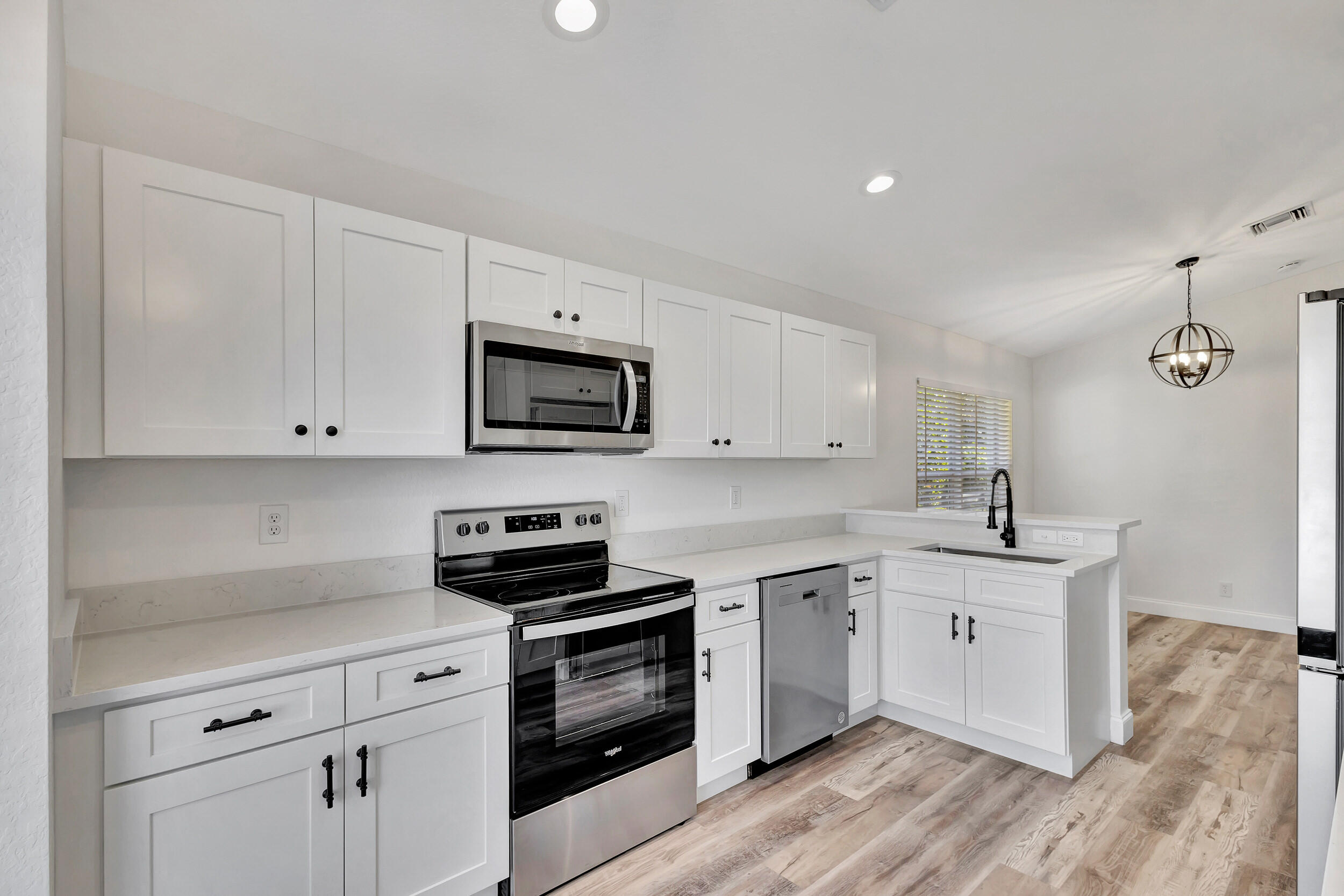 6746 3rd Street Jupiter, FL 33458 - Photo 15 of 60 15_5d1a4496