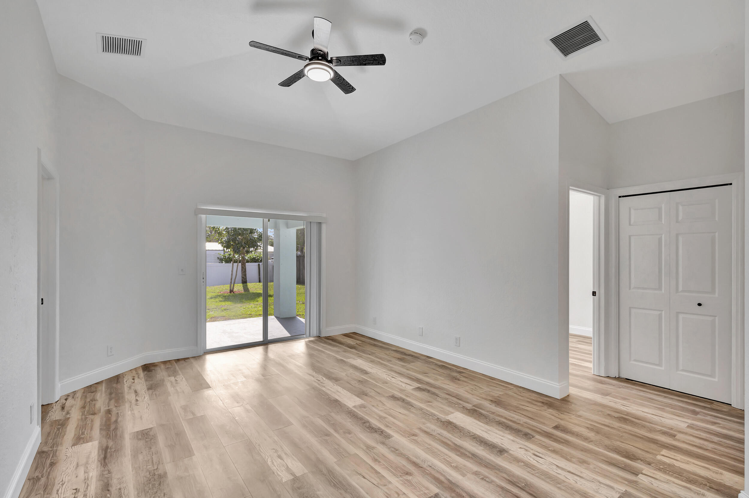 6746 3rd Street Jupiter, FL 33458 - Photo 19 of 60 19_5d1a4511