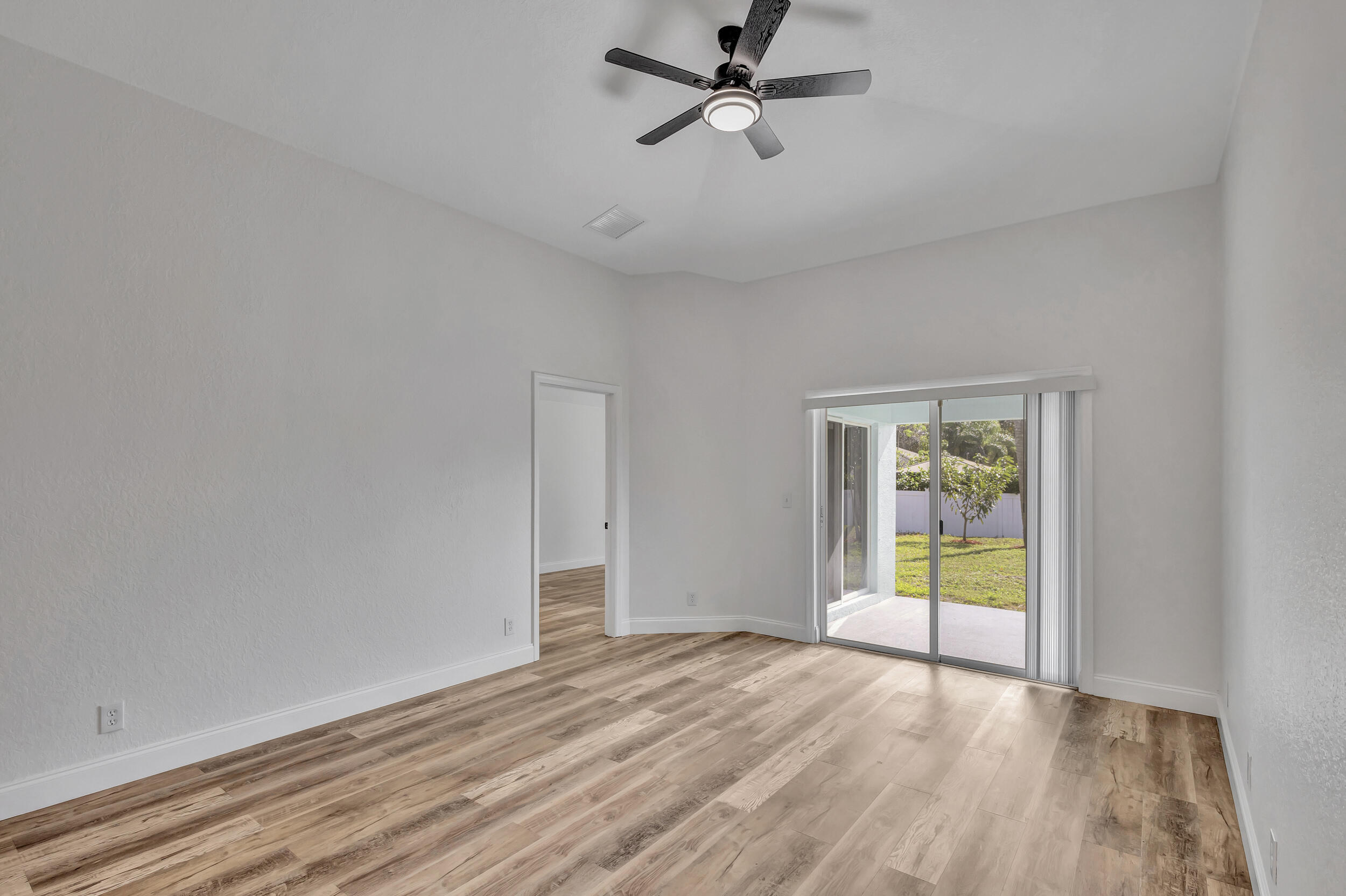 6746 3rd Street Jupiter, FL 33458 - Photo 20 of 60 20_5d1a4521