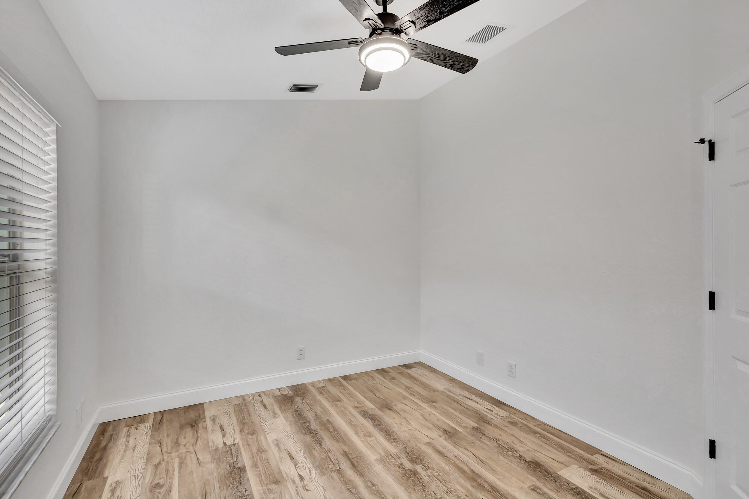 6746 3rd Street Jupiter, FL 33458 - Photo 38 of 60 38_5d1a4631