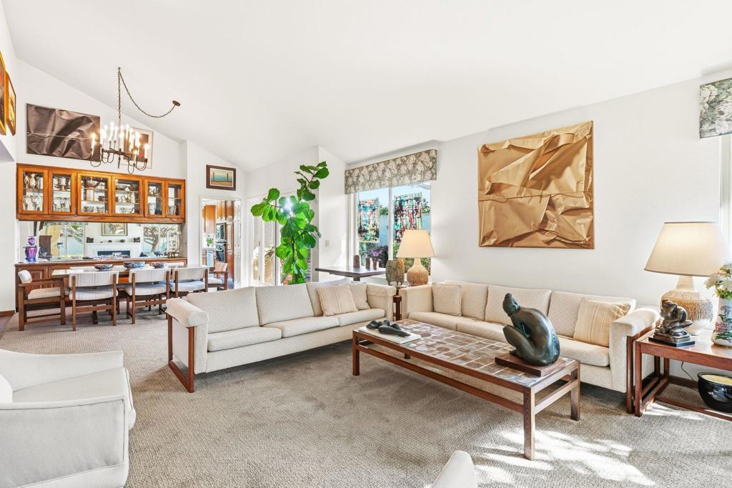 14911 Caminito Ladera Del Mar, CA 92014 - Photo 4 of 59